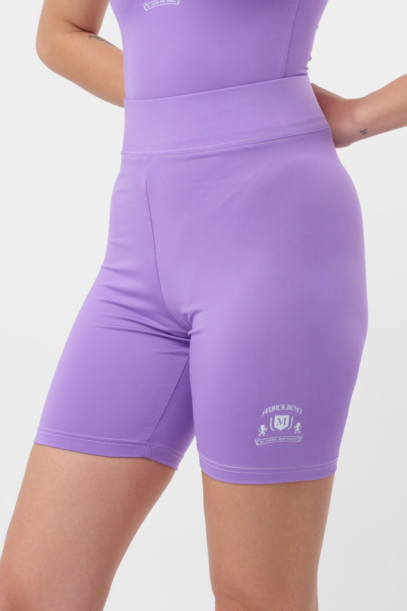 Radfahrer Monarch Lila