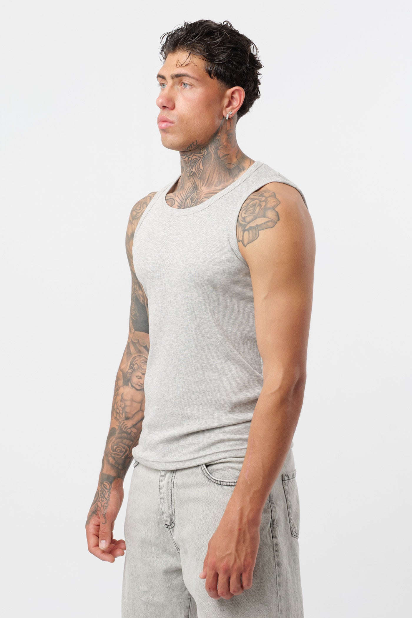 Graues geripptes Tanktop
