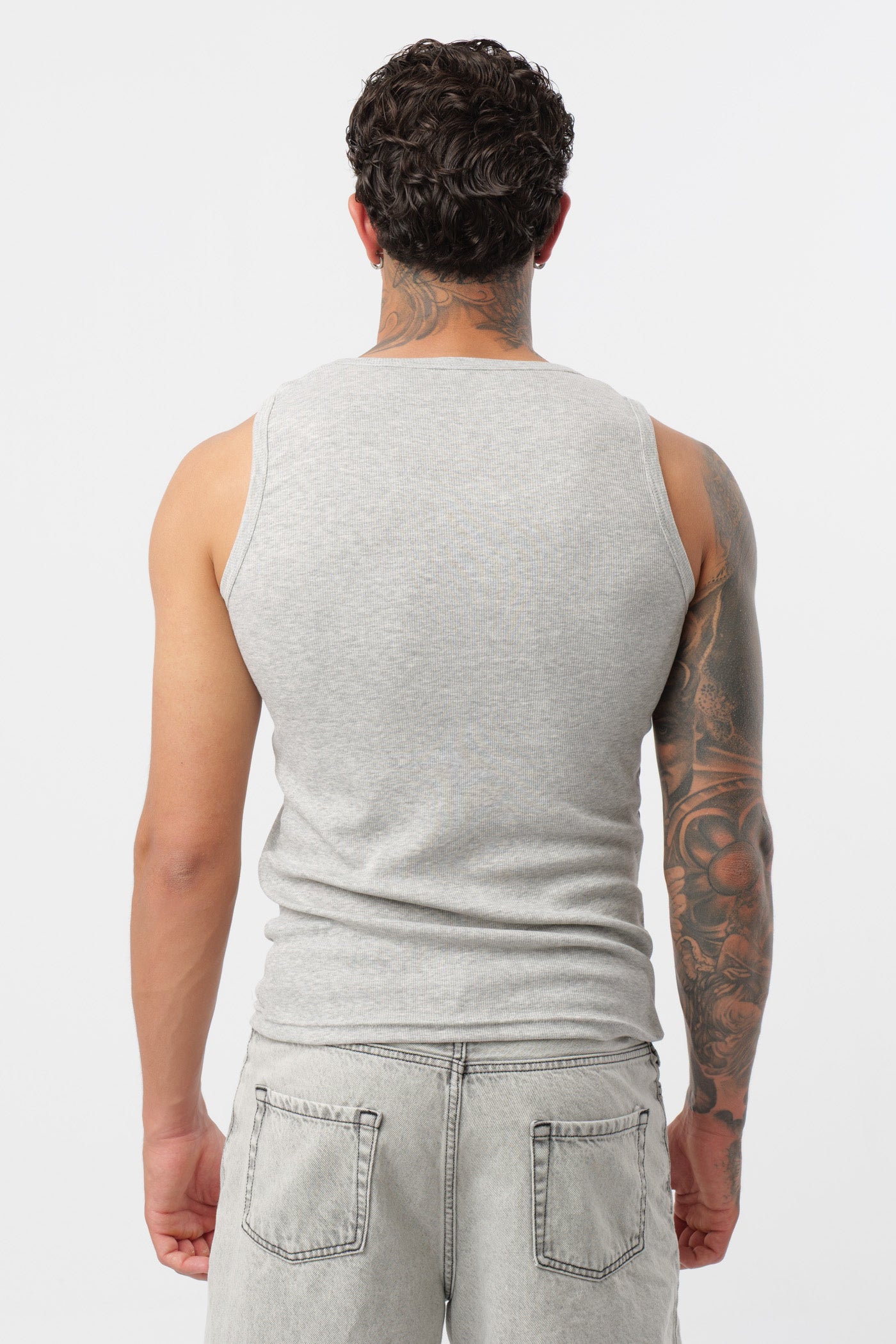 Graues geripptes Tanktop