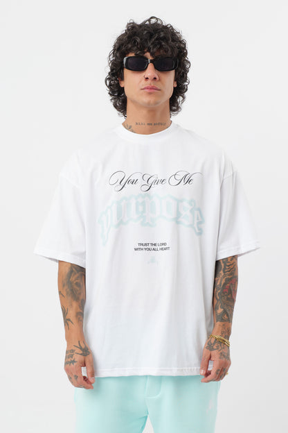 Weißes T-Shirt mit schwarzem Logo
