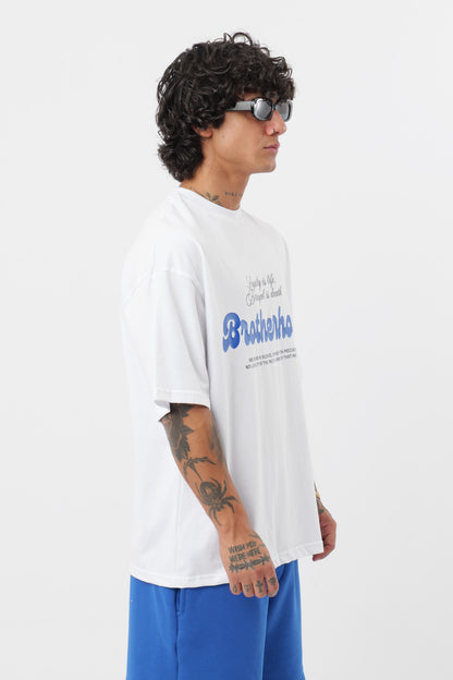 Weißes T-Shirt mit schwarzem Logo